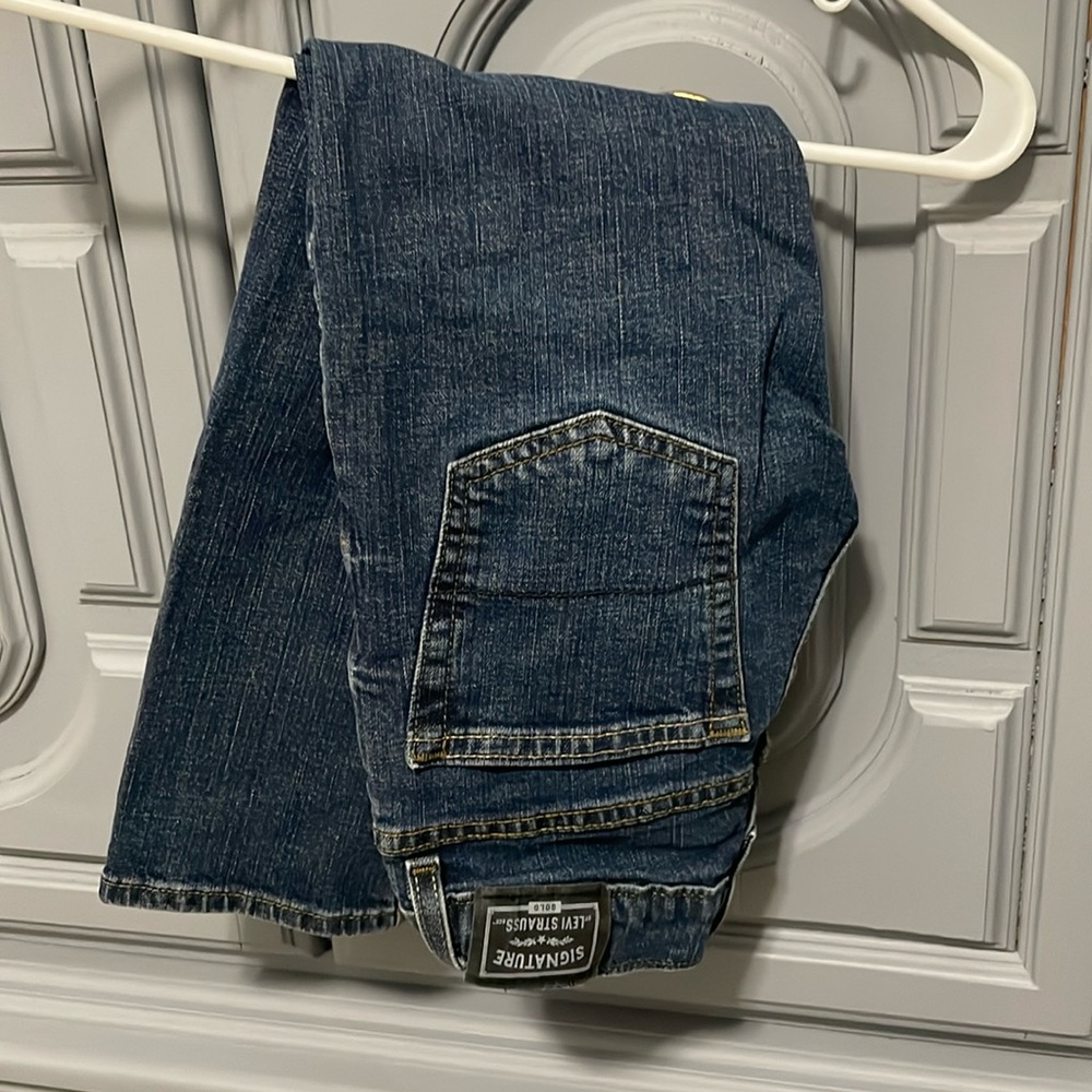 Levi Strauss kids size 8 regular